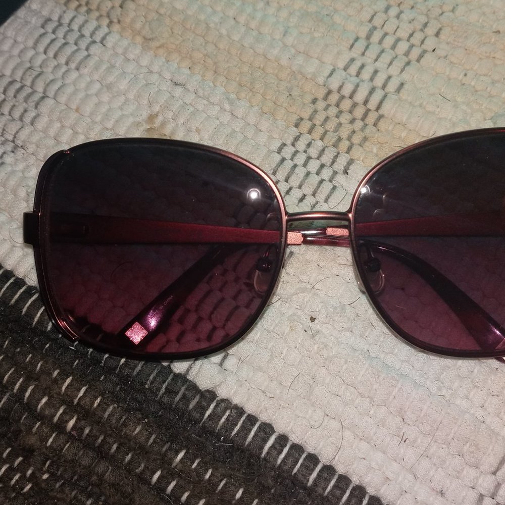 Liz Claiborne NY Sunglasses